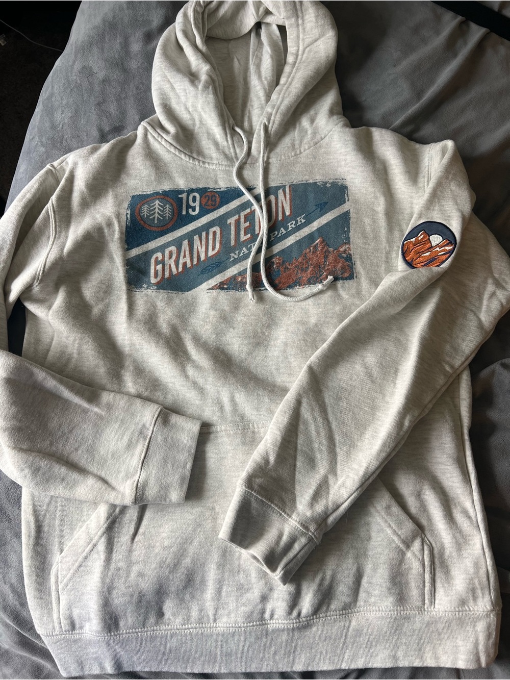 Grand Teton Graphic Hoodie - Cream color